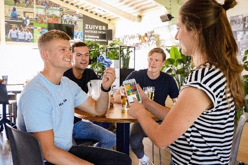 NIEUWS Marktleider in Cashless